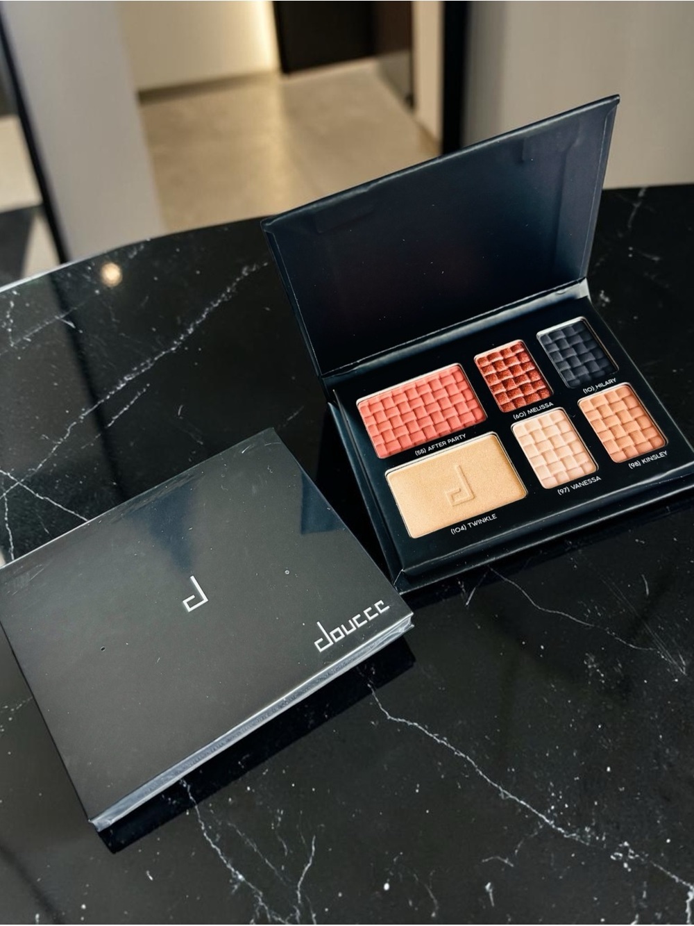 NWT Doucce Eyeshadow palate